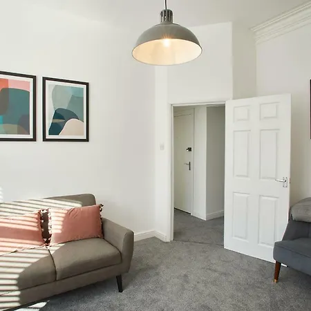 Host & - The Ruby Retreat Апартаменты