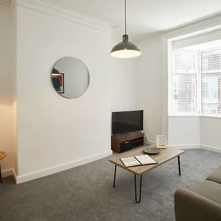 Апартаменты Host & - The Ruby Retreat Солтберн-бай-те-Си