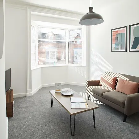 Апартаменты Host & - The Ruby Retreat