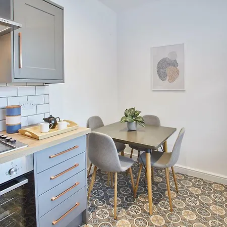 Host & - The Ruby Retreat Солтберн-бай-те-Си